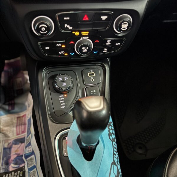 Jeep Compass Trailhawk 2.0 - Imagem 9