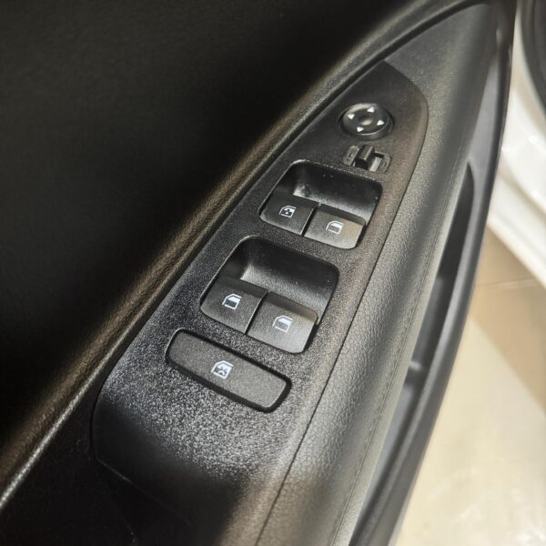 Hyundai HB20 1.0 - Imagem 8