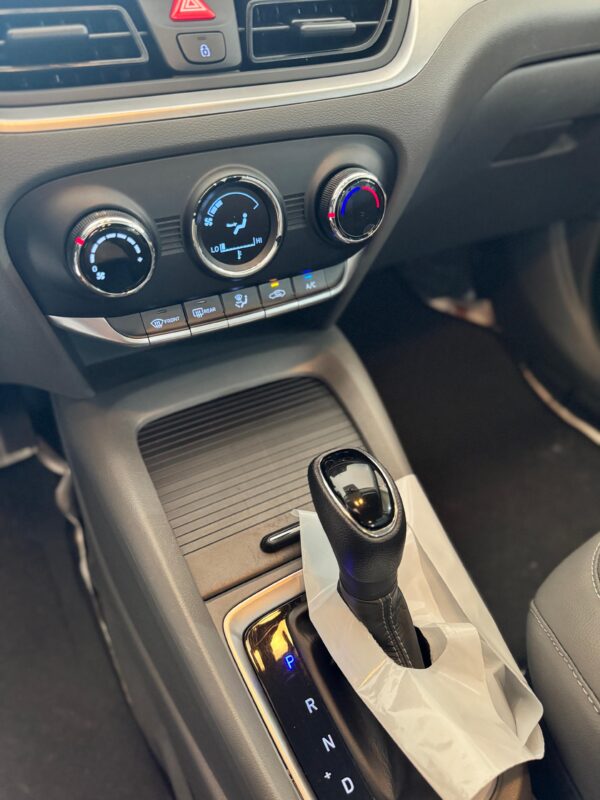 Hyundai HB20S Evolution 1.0 - Imagem 6