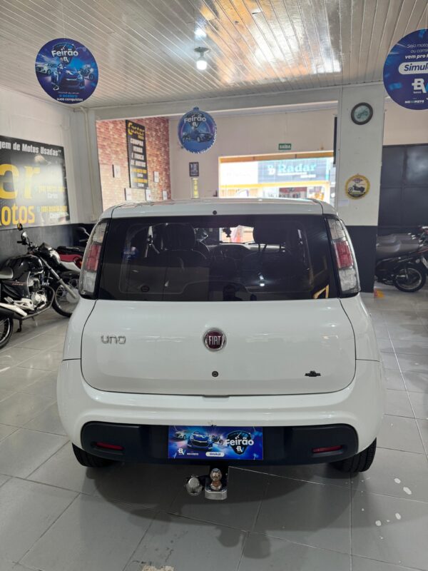 Fiat Uno 1.0 Attractive - Imagem 4